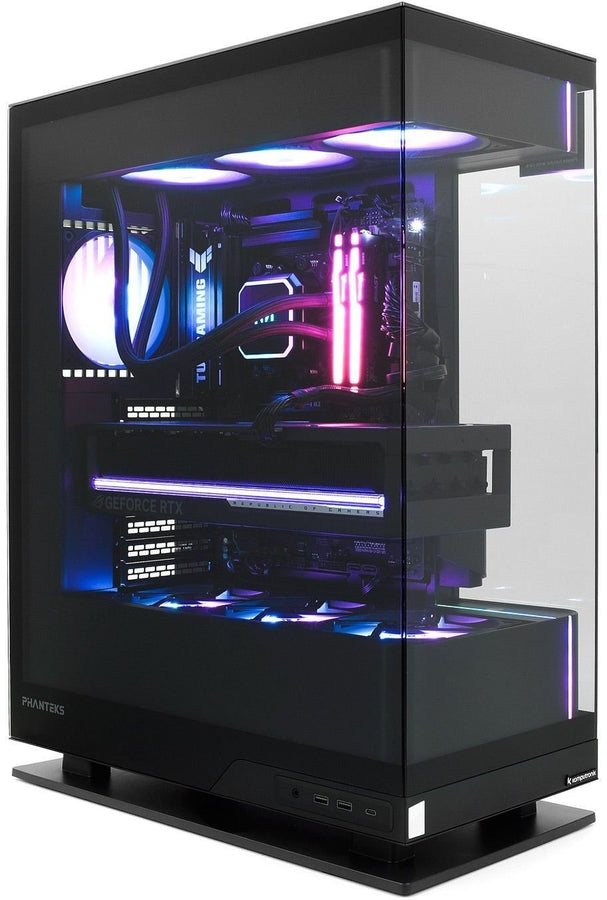 Komputronik Ultimate R790 [D39] pelitietokone – Ryzen 7, RTX 5090, 96 Gt RAM, 4 Tt NVMe + 12 Tt HDD, Windows 11 Pro